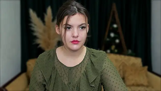 Snapshot of showmeparadise chatting on 5, 1, 2025 showmeparadise online show from 5, 1, 2025