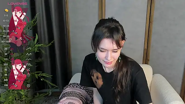 Emily Strikeee online show from 26, 2, 2025