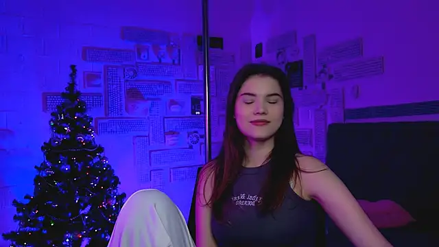 EvaThopson online show from 18, 1, 2025