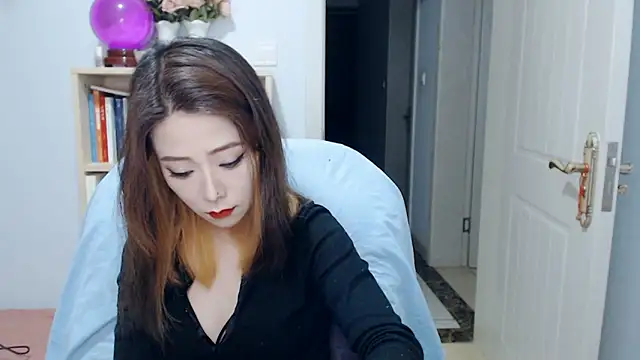 Snapshot of SuSushi728 chatting on 26, 4, 2026 SuSushi728 online show from 26, 4, 2026