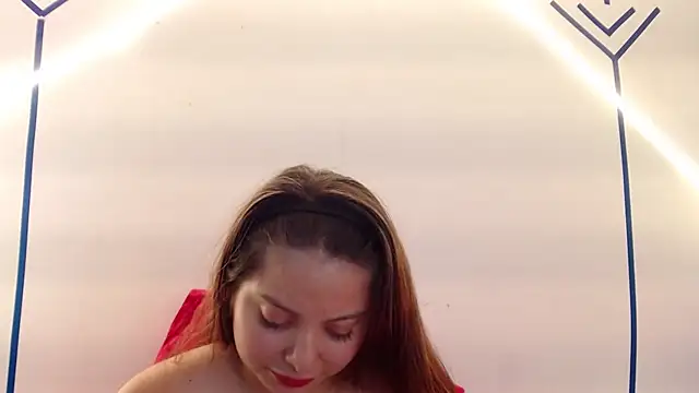 Emawalker  online show from 7, 3, 2025