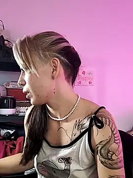 Snapshot of Tefannyy_ chatting on 19, 3, 2026 Tefannyy online show from 19, 3, 2026