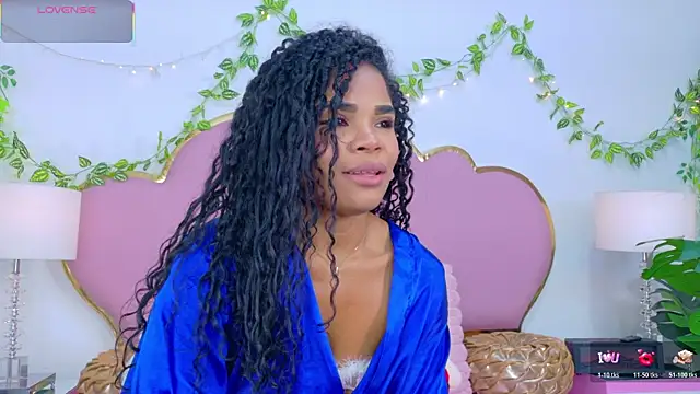 NahiaraReina online show from 24, 11, 2025