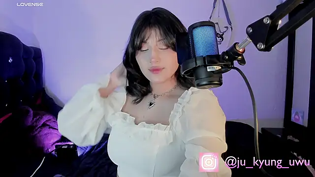 Ju Kyung online show from 28, 2, 2025