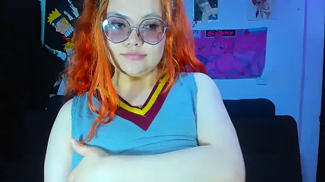 Snapshot of Lily_stone04 chatting on 23, 10, 2025 Lily stone04 online show from 23, 10, 2025