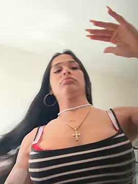 Snapshot of charris_stefannia chatting on 2, 5, 2026 charris stefannia online show from 2, 5, 2026