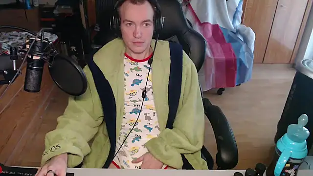 Snapshot of BabyDracoDarkfang chatting on 29, 3, 2026 BabyDracoDarkfang online show from 29, 3, 2026