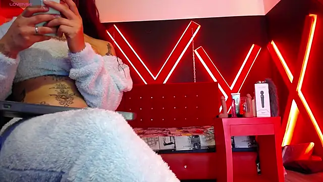 engel devil online show from 31, 10, 2025