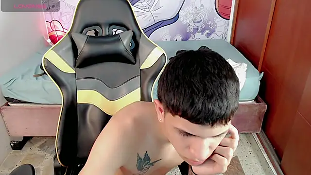 Snapshot of Brayan_lopezz chatting on 28, 1, 2025 Brayan lopezz online show from 28, 1, 2025