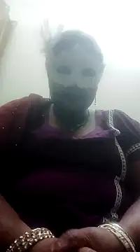 Snapshot of seemi_bhabhi chatting on 20, 1, 2025 seemi bhabhi online show from 20, 1, 2025