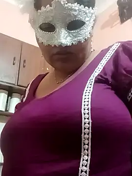 Snapshot of seemi_bhabhi chatting on 21, 1, 2025 seemi bhabhi online show from 21, 1, 2025