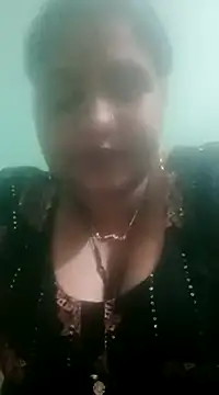 Snapshot of seemi_bhabhi chatting on 11, 3, 2025 seemi bhabhi online show from 11, 3, 2025