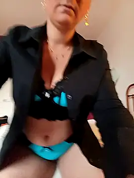 Nell-X online show from 29, 10, 2025