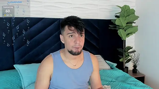 Snapshot of Edward_max chatting on 9, 9, 2025 Edward max online show from 9, 9, 2025