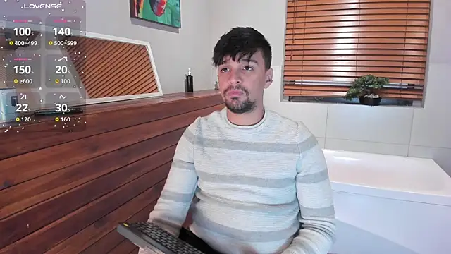 Snapshot of Edward_max chatting on 2, 11, 2025 Edward max online show from 2, 11, 2025