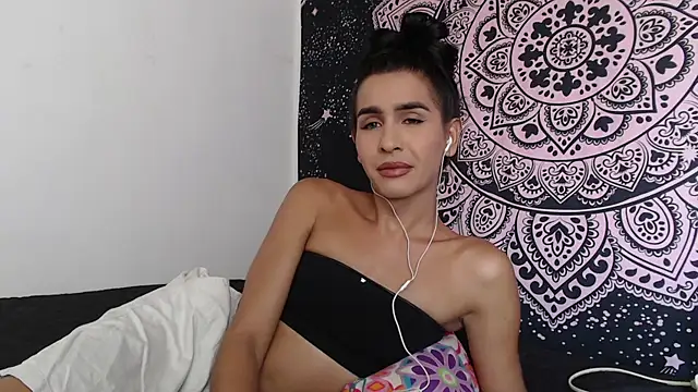 Snapshot of liissa_0 chatting on 14, 4, 2026 liissa 0 online show from 14, 4, 2026