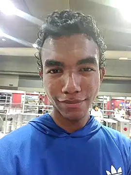 Snapshot of Reynold2608 chatting on 6, 3, 2026 Reynold2608 online show from 6, 3, 2026