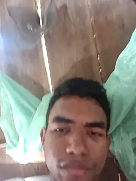 Snapshot of Reynold2608 chatting on 21, 3, 2026 Reynold2608 online show from 21, 3, 2026