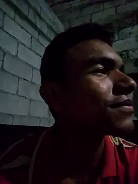 Snapshot of Reynold2608 chatting on 27, 3, 2026 Reynold2608 online show from 27, 3, 2026