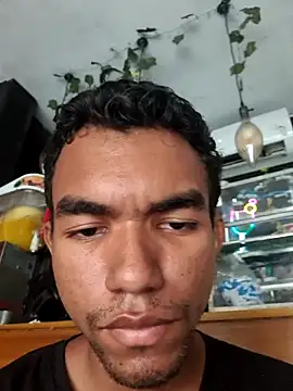 Snapshot of Reynold2608 chatting on 9, 4, 2026 Reynold2608 online show from 9, 4, 2026