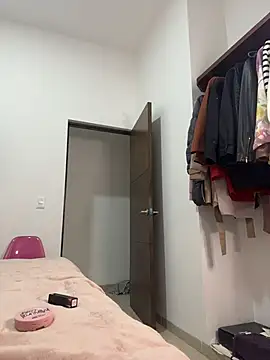 Snapshot of diosagriega_1 chatting on 6, 11, 2025 diosagriega 1 online show from 6, 11, 2025