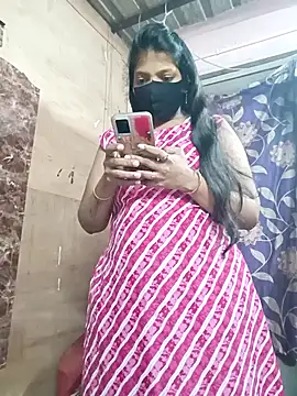 queensenorita online show from 30, 9, 2025