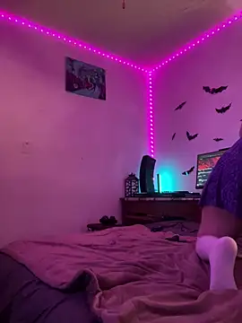 Nina-Chick777 online show from 18, 12, 2025