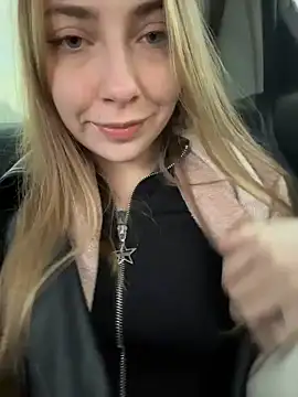 Snapshot of Sunny___Bunny chatting on 19, 11, 2025 Sunny Bunny online show from 19, 11, 2025