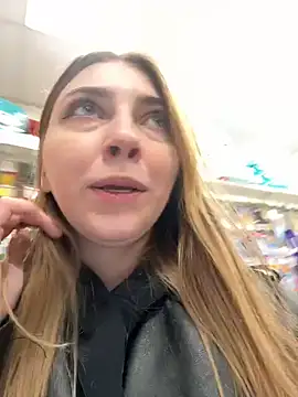 Snapshot of Sunny___Bunny chatting on 22, 12, 2025 Sunny Bunny online show from 22, 12, 2025