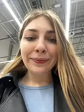 Snapshot of Sunny___Bunny chatting on 5, 1, 2026 Sunny Bunny online show from 5, 1, 2026