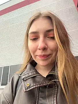 Snapshot of Sunny___Bunny chatting on 18, 3, 2026 Sunny Bunny online show from 18, 3, 2026