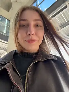 Snapshot of Sunny___Bunny chatting on 10, 4, 2026 Sunny Bunny online show from 10, 4, 2026