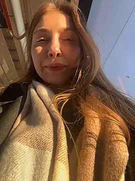 Snapshot of Sunny___Bunny chatting on 11, 4, 2026 Sunny Bunny online show from 11, 4, 2026