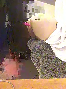 Snapshot of Inseminator69 chatting on 29, 12, 2024 Inseminator69 online show from 29, 12, 2024