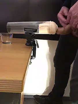 Snapshot of Inseminator69 chatting on 27, 2, 2025 Inseminator69 online show from 27, 2, 2025