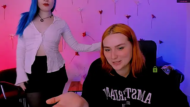 Snapshot of pure_radiance1 chatting on 12, 3, 2026 pure radiance1 online show from 12, 3, 2026