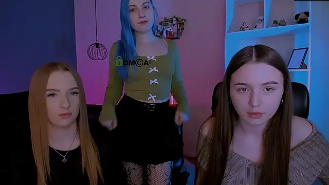 Snapshot of pure_radiance1 chatting on 21, 3, 2026 pure radiance1 online show from 21, 3, 2026