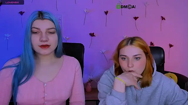 Snapshot of pure_radiance1 chatting on 9, 4, 2026 pure radiance1 online show from 9, 4, 2026