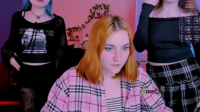 Snapshot of pure_radiance1 chatting on 12, 4, 2026 pure radiance1 online show from 12, 4, 2026