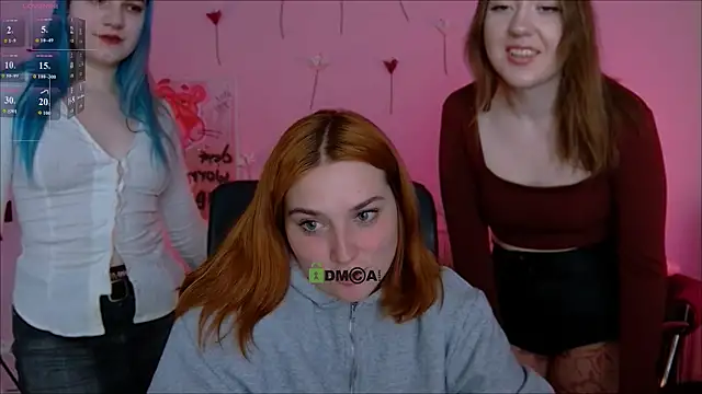 Snapshot of pure_radiance1 chatting on 15, 4, 2026 pure radiance1 online show from 15, 4, 2026