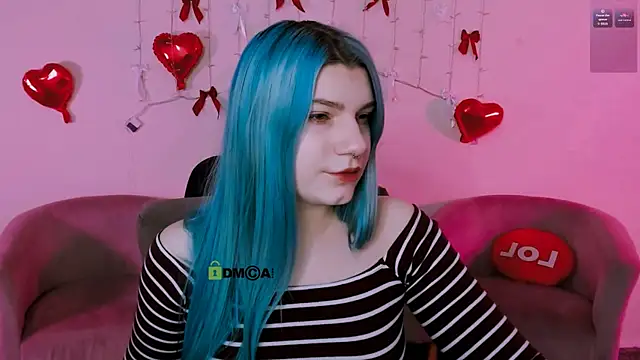 Snapshot of pure_radiance1 chatting on 27, 4, 2026 pure radiance1 online show from 27, 4, 2026