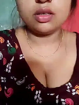 Snapshot of Priya_2222 chatting on 5, 12, 2024 Priya 2222 online show from 5, 12, 2024