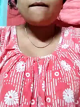 Snapshot of Priya_2222 chatting on 8, 12, 2024 Priya 2222 online show from 8, 12, 2024