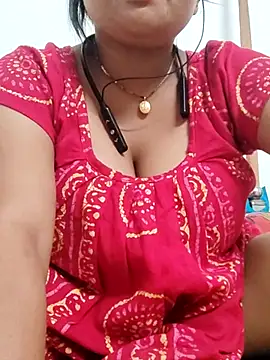 Snapshot of Priya_2222 chatting on 1, 3, 2025 Priya 2222 online show from 1, 3, 2025