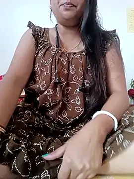Snapshot of Priya_2222 chatting on 3, 11, 2025 Priya 2222 online show from 3, 11, 2025