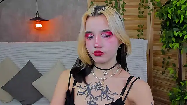 Snapshot of as1an_girlfriend chatting on 31, 1, 2025 as1an girlfriend online show from 31, 1, 2025