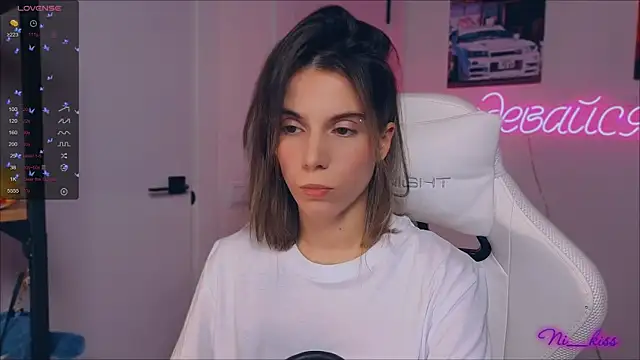  ni kiss online show from 21, 9, 2025