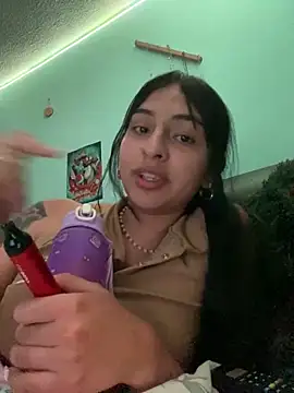 Hilary pinkk online show from 30, 12, 2024