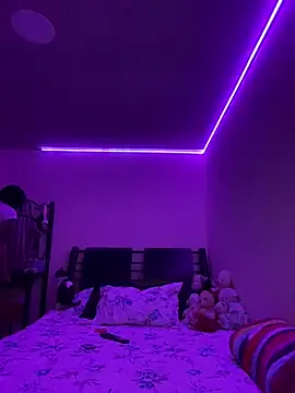 Hilary pinkk online show from 21, 1, 2025