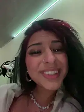 Hilary pinkk online show from 30, 1, 2025